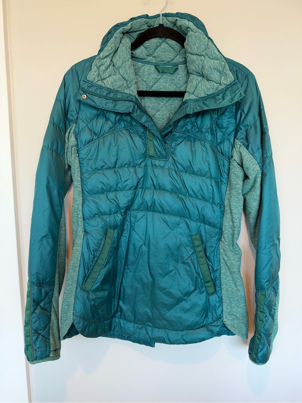 lululemon athletica Teal Quilted Pullover Hoodie